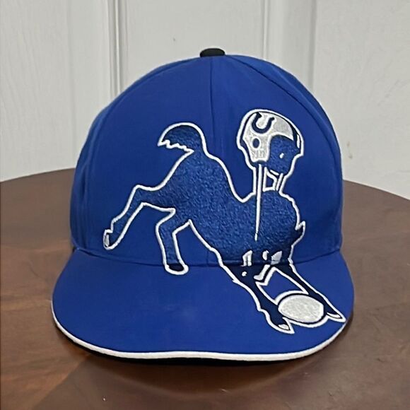 NFL Other - 🔥🏈 Vintage INDIANAPOLIS COLTS NFL Gridiron Classic Fitted 7 1/4” Hat EXCELLENT